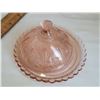 Image 4 : Vintage clear and pink depression glass pieces.