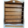 Image 5 : Shelves. 2 Wood.1 size changeable slots.Coated metal wall rack.