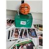 Image 2 : NBA Basketball collector cards & mini ball
