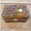Image 5 : Hand carved trinket box, Wooden Cuban Flag trincket box