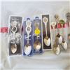 Image 4 : 18 lot of collector spoons