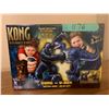 Image 1 : VINTAGE KONG THE 8 TH WONDER OF THE WORLD BATTLING GAME. INCLUDES ORIGINAL INSTRUCTIIONS AND FIGURIN