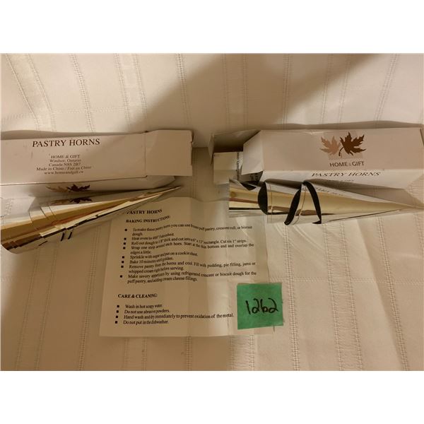 STAINLESS STEEL PASTRY HORNS LOT OF 2/1 DOZ