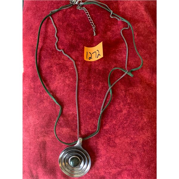 LIA SOPHIA PENDANT EMBARK 28-31 NEW WITH TAGS