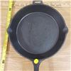 Image 2 : 12" "Old Mountain" Cast Iron Fry Pan Like New