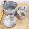 Image 3 : Vintage Set of Camping Cookware