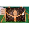 Image 1 : Louis Vuitton Ivy in Monogram *CANNOT VERIFY AUTHENTICITY*