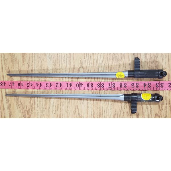 2 blunt bladed bayonet