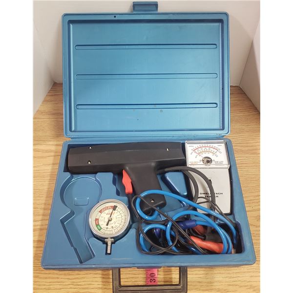 Tachometer Dwell tester with gun