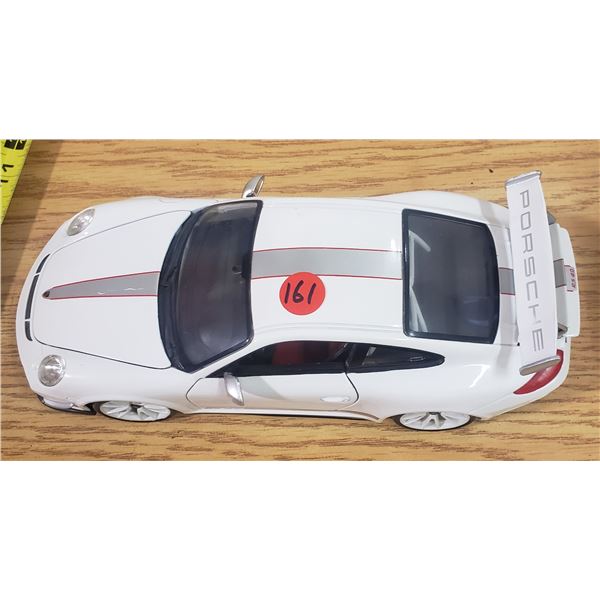 1/18 Scale Die Cast Porsche GTS