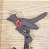 Image 2 : Vintage Cast Iron Bird Hanger