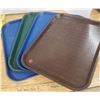 Image 1 : 4x Plastic Serving Trays