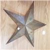 Image 2 : Metal star 18"
