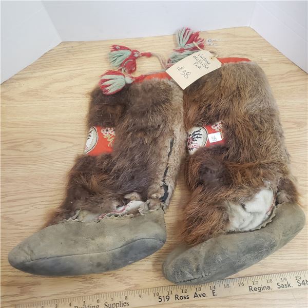 Moosehide Mukluks 14.5" older needs work