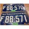 Image 2 : 2 Consecutive 1962 Saskatchewan License Plates Farm