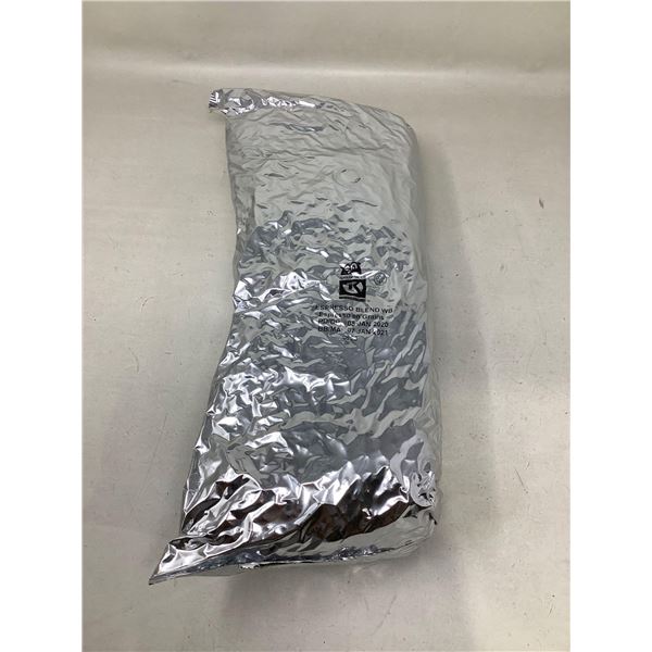 Esspresso Blend Whole coffee beans vac pack 2Lb bag