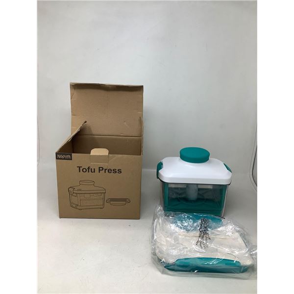 Noya NEW Tofu Press