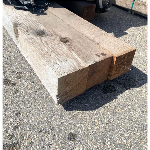 CEDAR POST - Rough Standard slight weathered - LOT OF ONE- 6 in x 6 in x 16ft