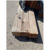 Image 3 : CEDAR POST - Rough Standard slight weathered - LOT OF ONE- 6 in x 6 in x 16ft