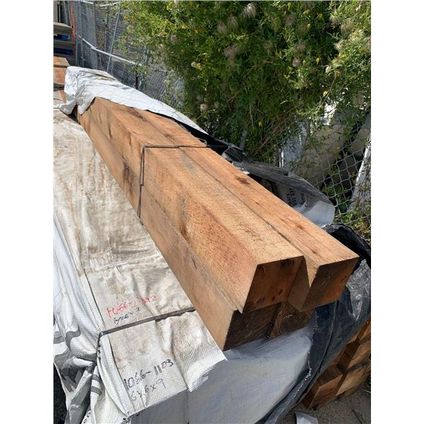 CEDAR POST - Rough Standard slight weathered - LOT OF ONE- 6 in x 6 in x 9ft