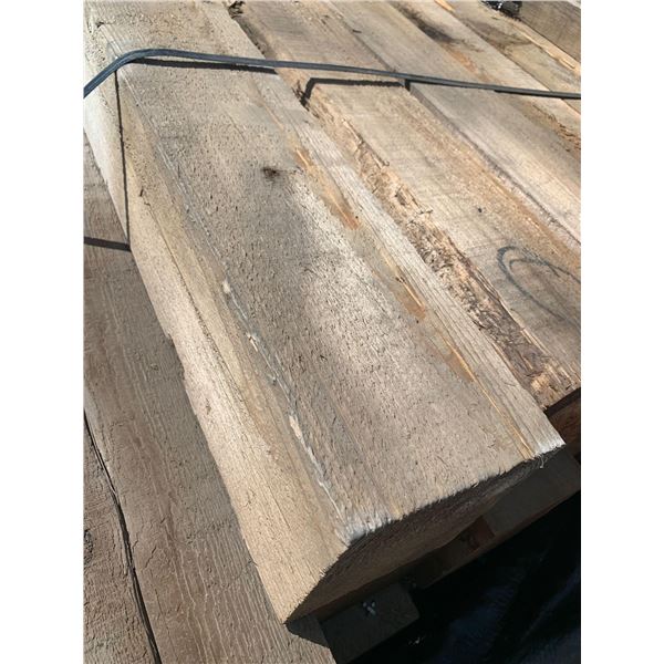 CEDAR POST - Rough Standard slight weathered - LOT OF ONE- 6 in x 6 in x 8ft