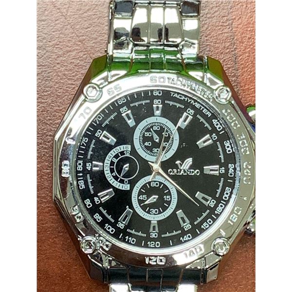 NEW gents Oriando Quartz Divers style Stainless Steel Wristwatch