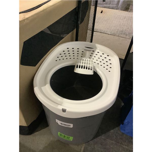 Iris  Top Entry Cat Litter Box with Cat Litter Scoop