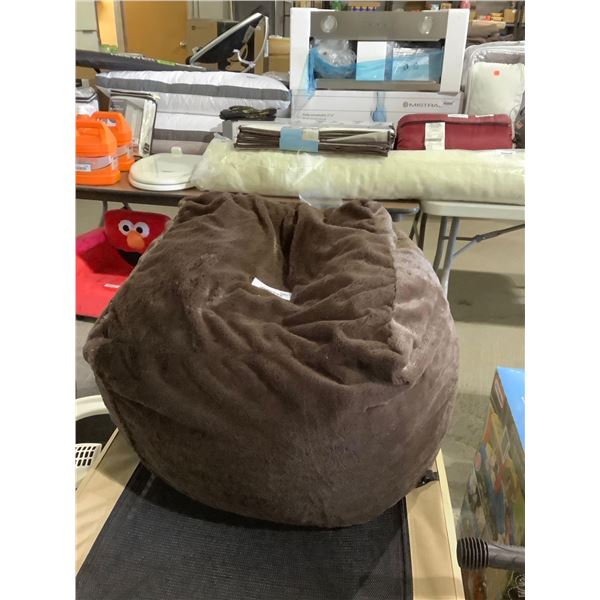 Fur Haven 26in Plush Pet Bed