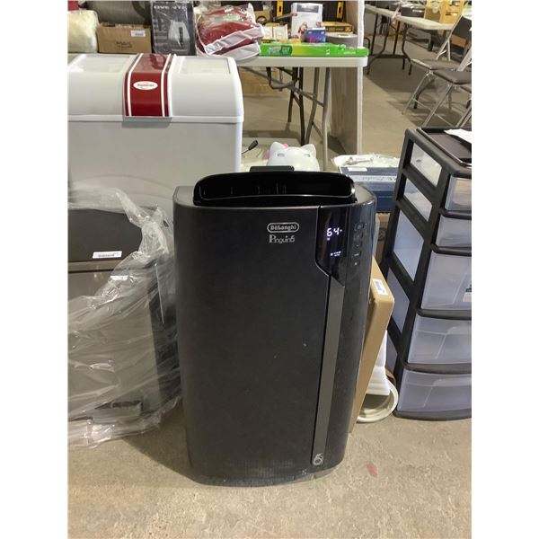 DeLonghi  Pinguino  Portable Air Conditioner - Model: PAC EX390LVYN-6A BK (Powers On)