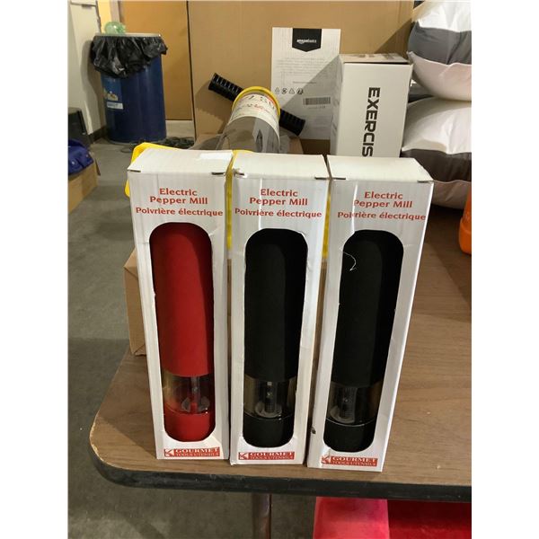 Gourmet Tools Electric Pepper Mill Lot of 3