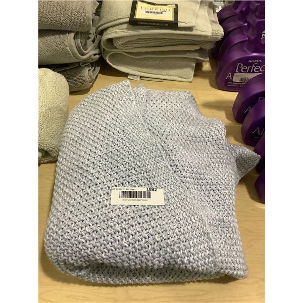 Life Comfort Throw Blanket