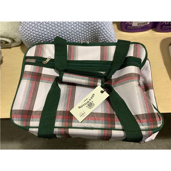 Bee  Willow Insulated Casserole Tote