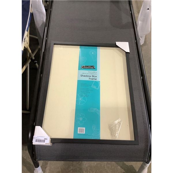 Collectors Museum Shadow Box Frame (16in x 20in)