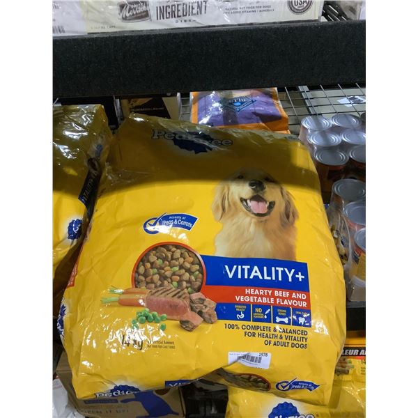 Pedigree Vitality Plus Hearty Beef and Vegetable Flavor Adult Dog Food (14kg)