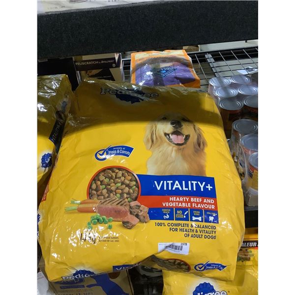 Pedigree Vitality Plus Hearty Beef and Vegetable Flavor Adult Dog Food (14kg)