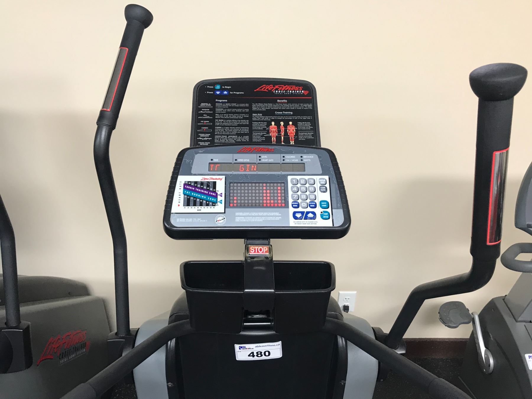 LIFEFITNESS CROSS TRAINER 9500HR ELLIPTICAL