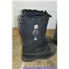 Image 4 : 3 Pairs Winter Boots, Sizes 10/11/? Includes Sorel