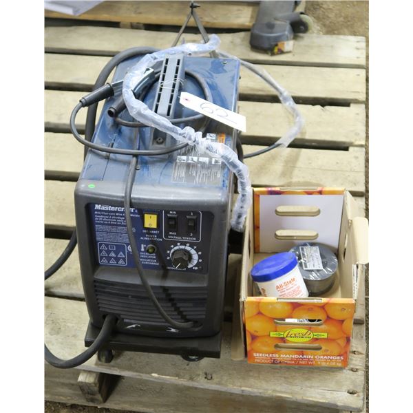 Mastercraft Wire Feed Welder + Accessories