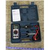 Image 1 : Mastercraft Digital Multimeter