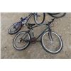 Image 6 : lot of 4 bicycles and tires