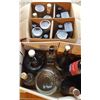 Image 1 : 2 Boxes Various Liquor Bottles