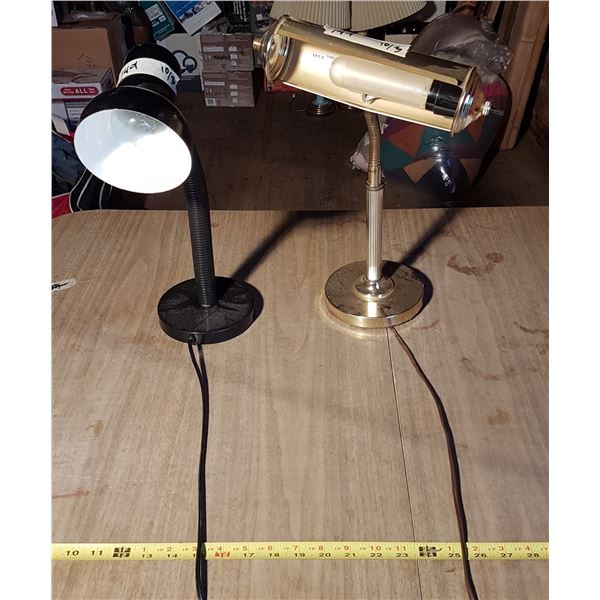 2 Desk Lamps
