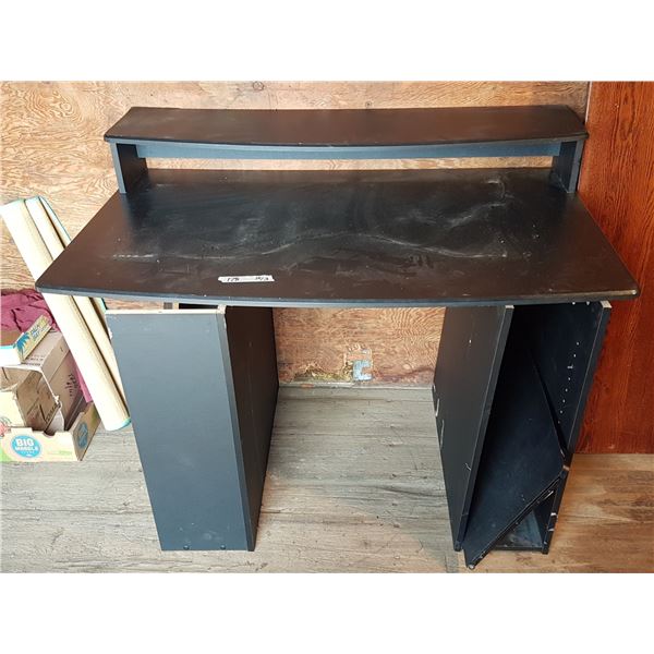 Desk Approx. 48 X 30 X 31 Inch