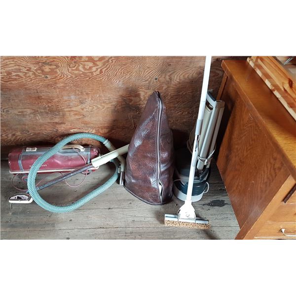 Vacuum & Mop & Carpet Cleaners