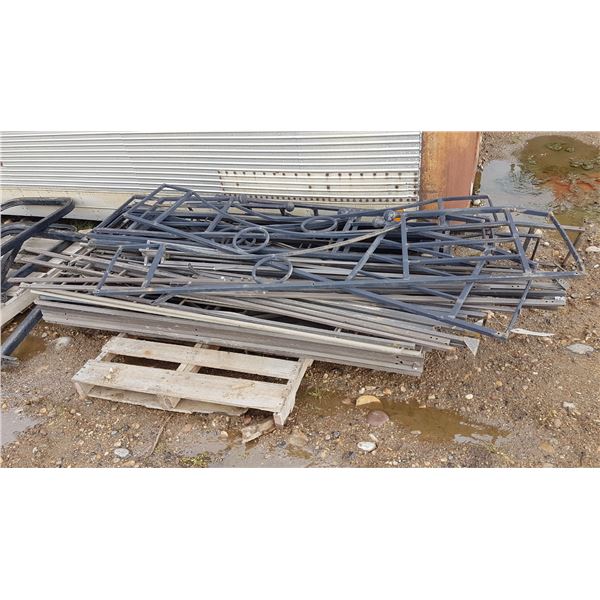 Lot Gazebo? Parts Various Sizes