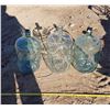Image 1 : 3 Glass Jugs