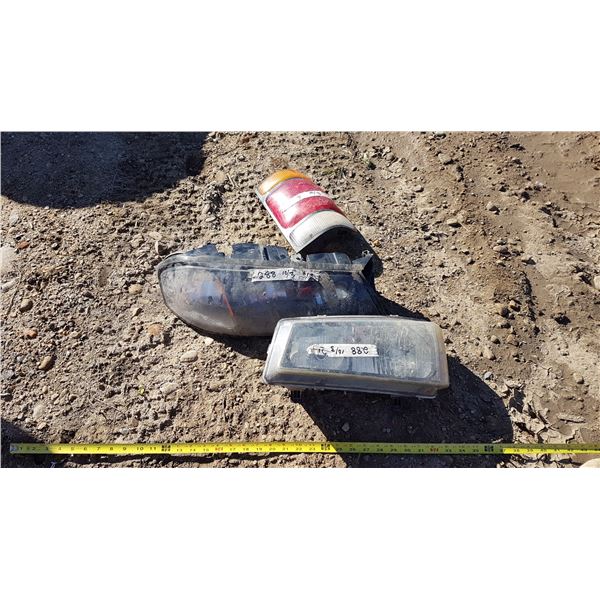 2 Headlights & Tail Light (Unknown Fit)