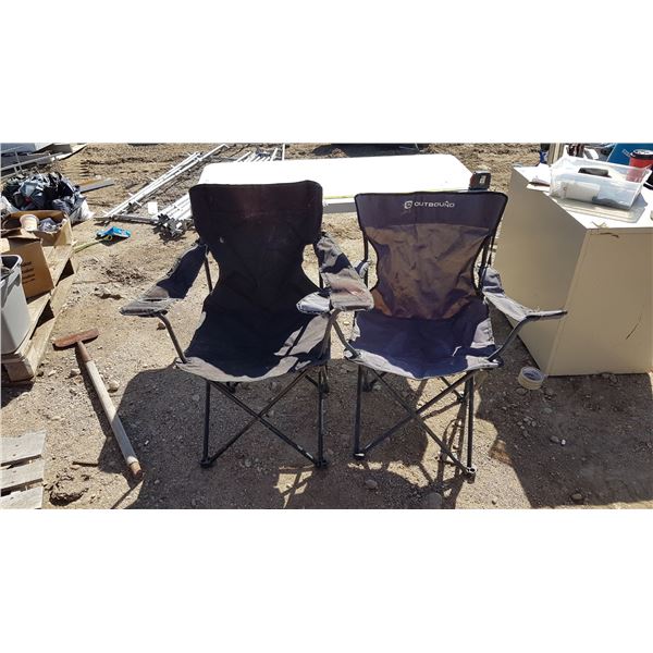 2 Camping Chairs