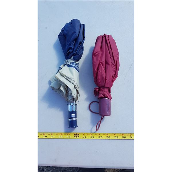 2 Umbrellas