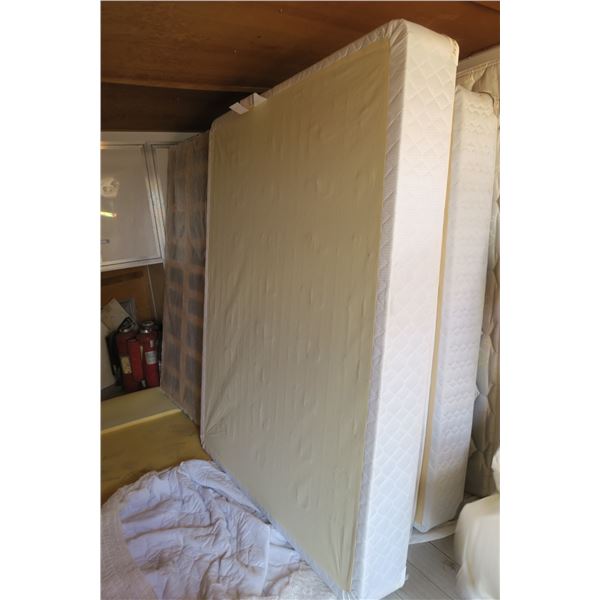 Queen Box Spring & Matress